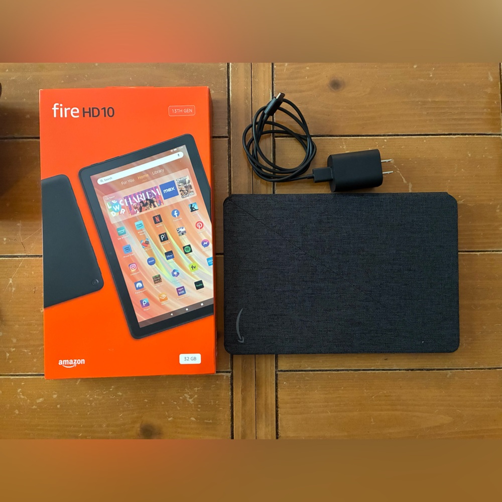 Amazon Fire HD 10 Tablet - 13th Generation with Dark Grey Case